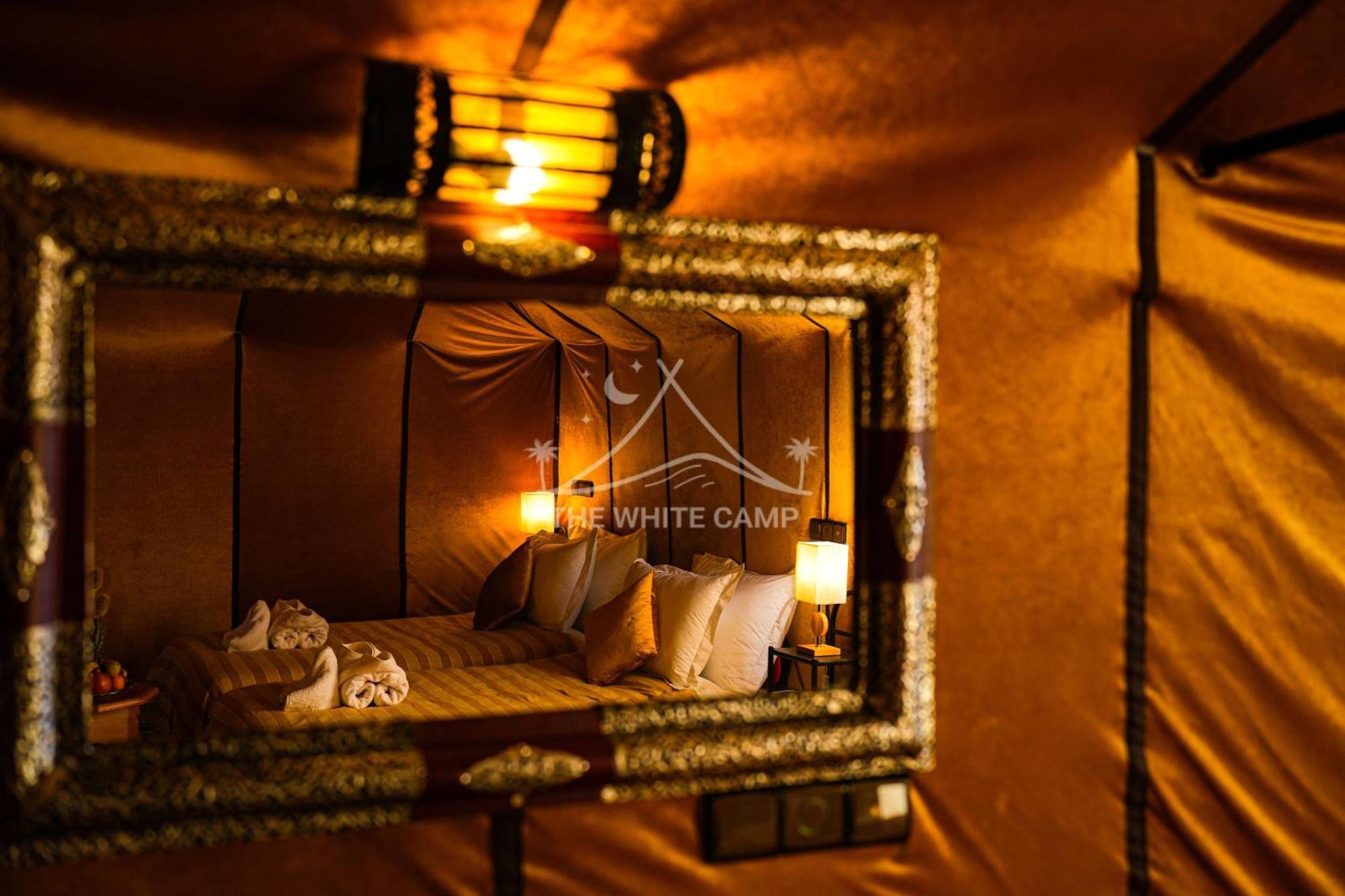 The White Camp - Your Merzouga Luxury Desert Camp & Erg Chebbi Dunes Camel Riding Εξωτερικό φωτογραφία
