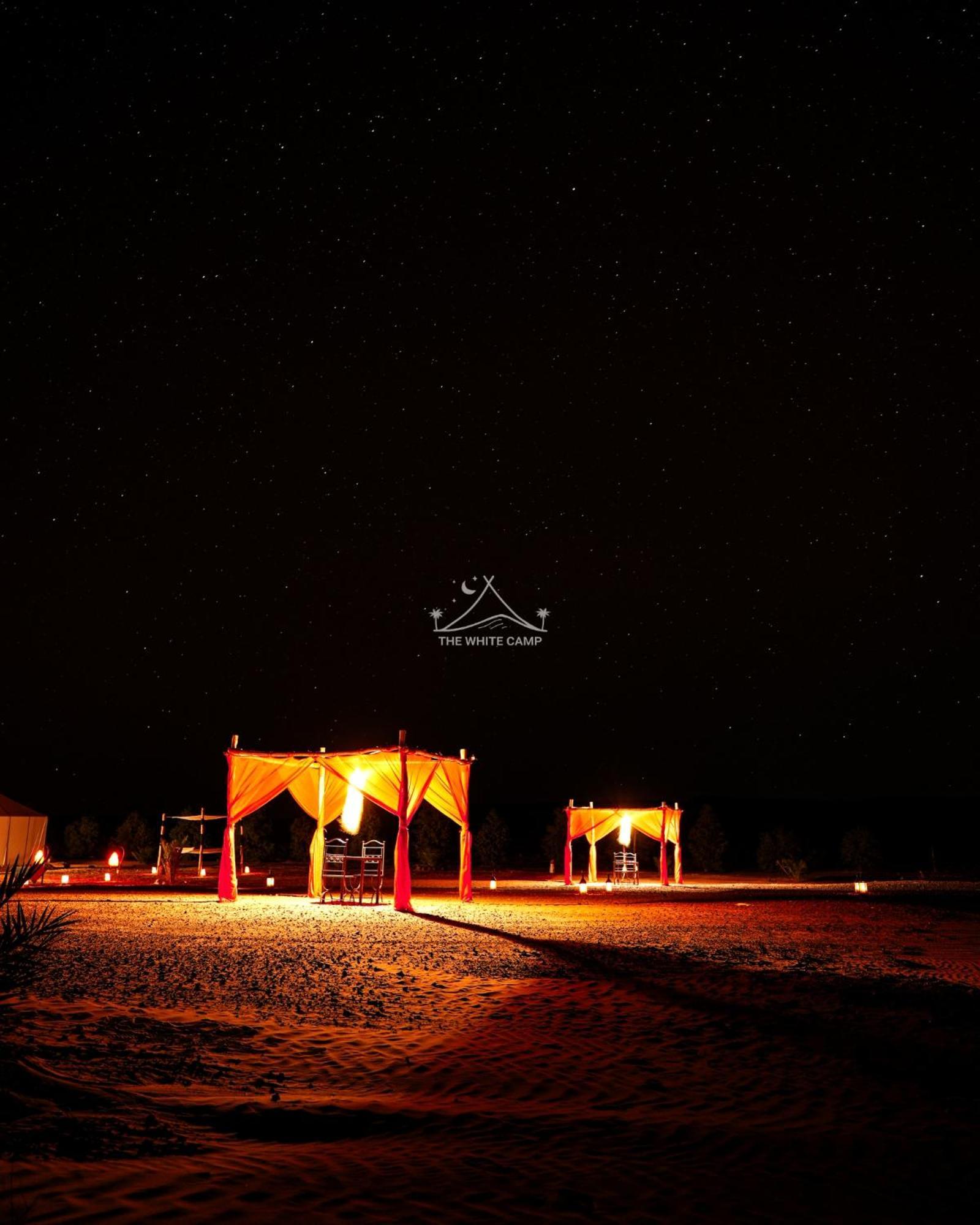 The White Camp - Your Merzouga Luxury Desert Camp & Erg Chebbi Dunes Camel Riding Εξωτερικό φωτογραφία